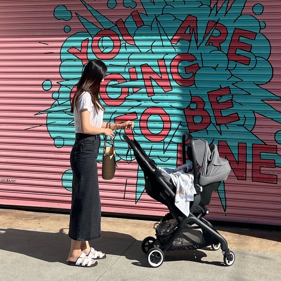 Madewell- Denim Mid-Rise Maxi Skirt in Lunar Wash - Picture 7 of 7